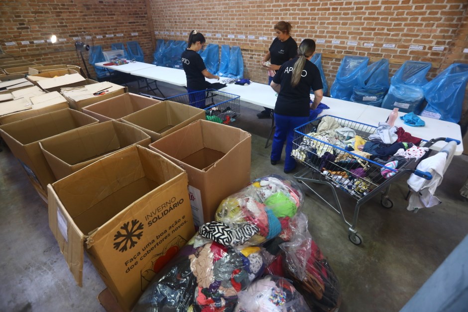 Arrecadação de doações no Fundo Social para as vítimas do RS. Foto: Claudio Vieira/PMSJC 06-05-2024 