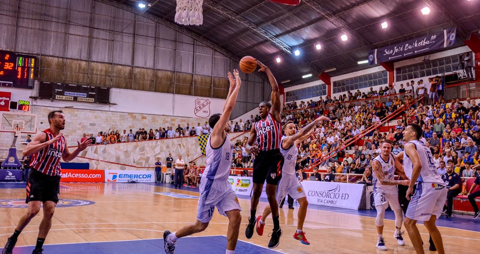 São José Basket 97 x 99 São Paulo