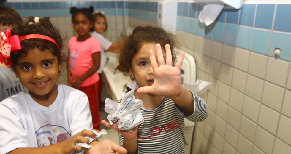 Escolas municipais preparam ações de prevenção ao coronavírus. Foto: Claudio Vieira/PMSJC 28-02-2020