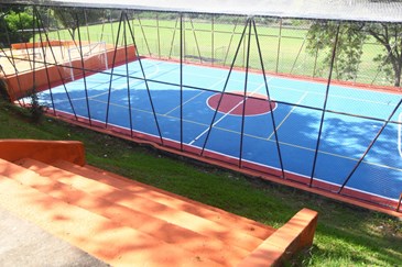 Reforma da quadra de esporte na Vila Terezinha. Foto: Claudio Vieira/PMSJC 13-03-2020