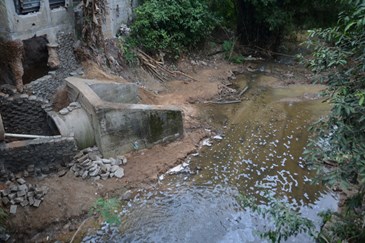 Serviço de drenagem e contenção de erosão Estrada Santo Antonio do Alto 04 06 2020
