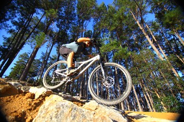 Teste na Pista de Mountain Bike - Cross Country Olímpico no Parque Alberto Simões na região norte. Foto: Claudio Vieira/PMSJC 20-06-2020