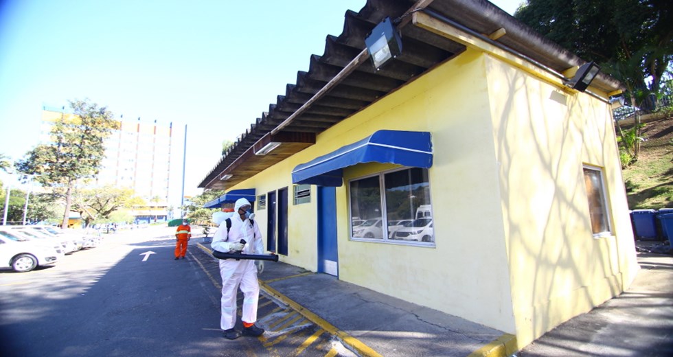 Sanitização no prédio do Procon. Foto: Claudio Vieira/PMSJC 04-07-2020