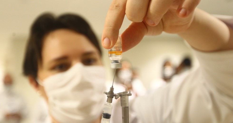 São José inicia vacinação da 1ª dose contra Covid-19. Foto: Claudio Vieira/PMSJC 20-01-2021 