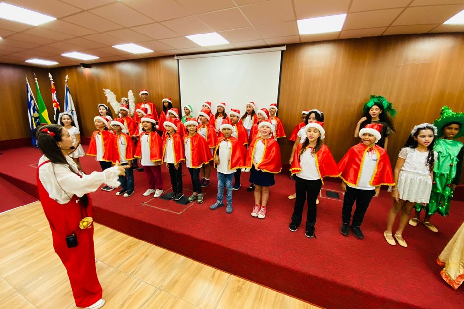 Cantata de Natal realizada na Fundhas emociona convidados - Prefeitura de São José dos Campos Cantata de Natal realizada na Fundhas emociona convidados - Prefeitura de São José dos Campos