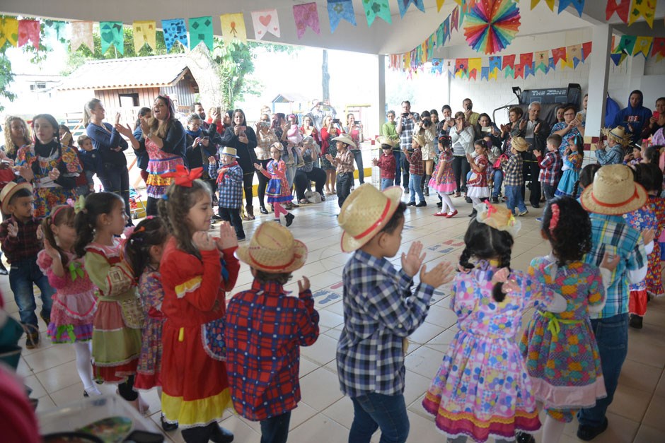 Festas juninas animam alunos da rede municipal e a comunidade - Prefeitura  de São José dos Campos