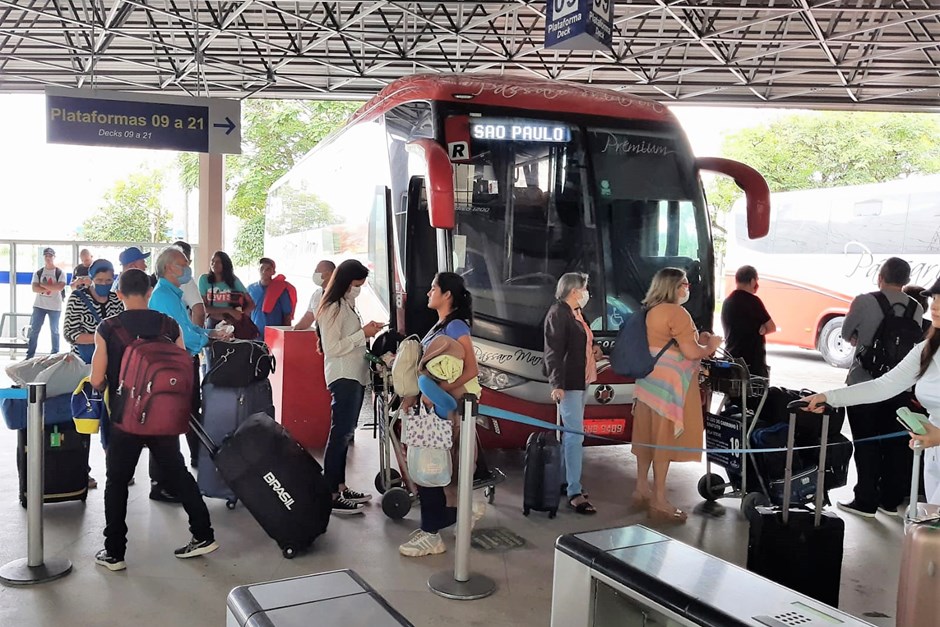 Natal aumenta embarques na rodoviária de São José em 40% - Prefeitura de São José dos Campos Natal aumenta embarques na rodoviária de São José em 40% - Prefeitura de São José dos Campos