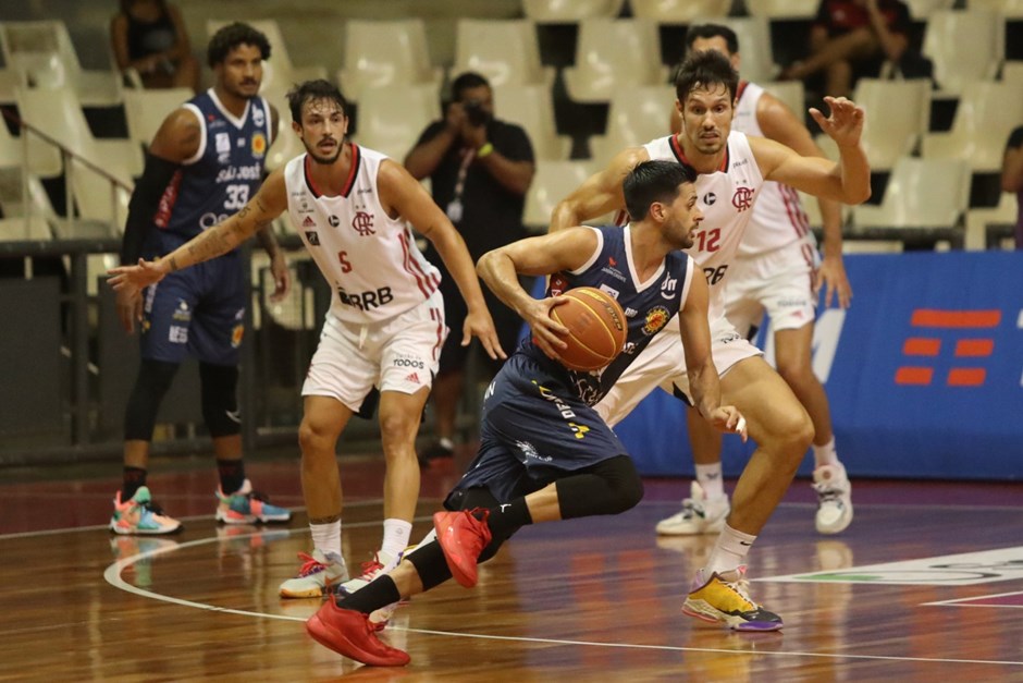 Ginásio do Teatrão vai receber o jogo do São José Basketball