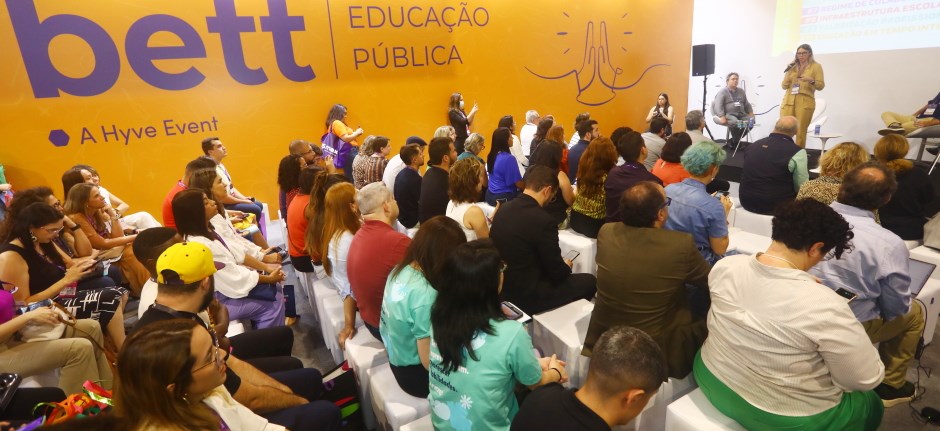 Prefeitura compartilha boas práticas na Bett Brasil