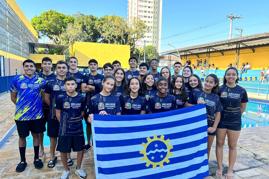 Equipe das modalidades do São José/ Atleta Cidadão que disputam os Jogos Abertos da Juventude.
