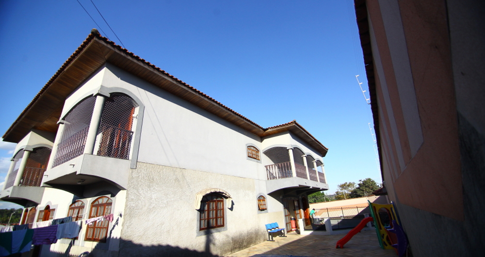 cv__7494_claudio_vieira.jpg