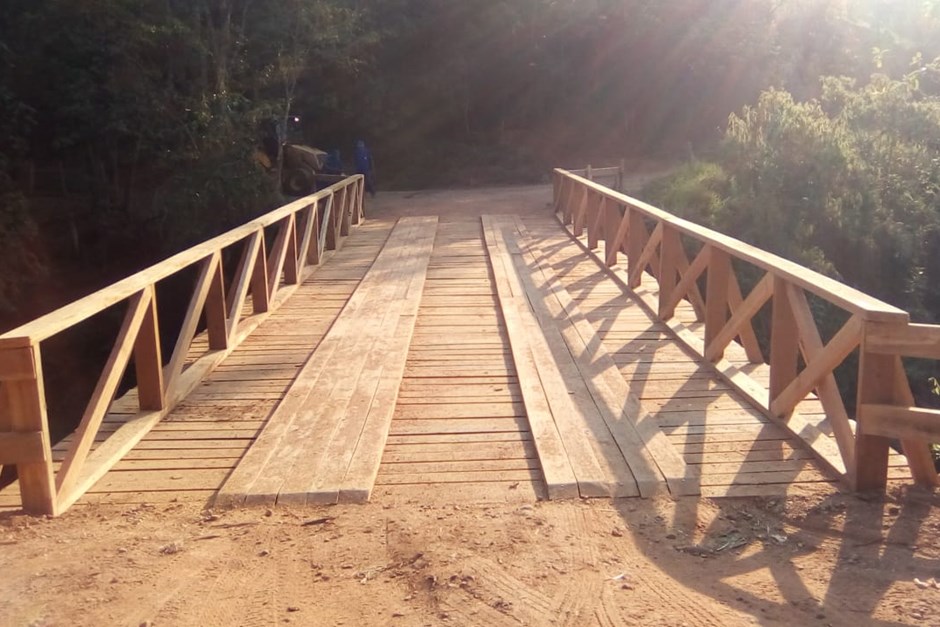 Ponte do bairro Guaxindiba que foi reformada pela Prefeitura