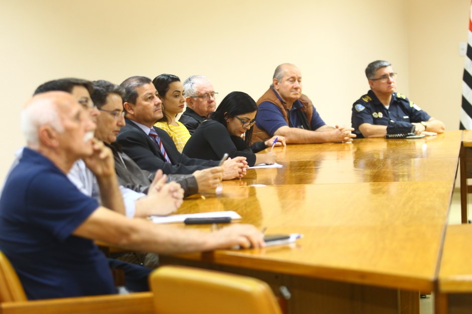 Reunião com representantes dos Consegs no Paço Municipal. Foto: Claudio Vieira/ PMSJC. 24-09-2019