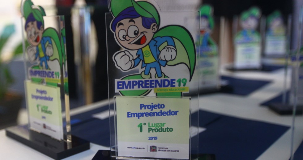 Premiação do Empreende Startups Educacionais no Cefe (Centro de Formação do Educador). Foto: Claudio Vieira/PMSJC. 08-11-2019