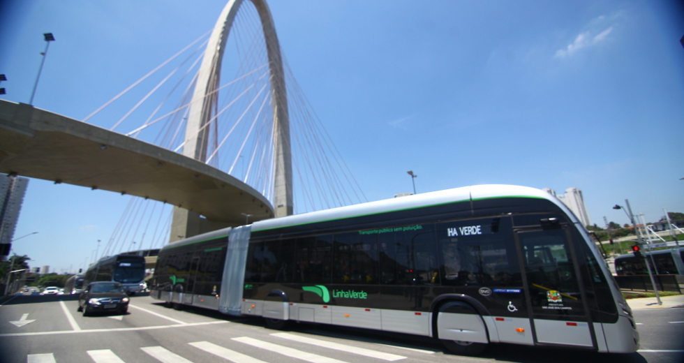 cv__8078_claudio_vieira.jpg