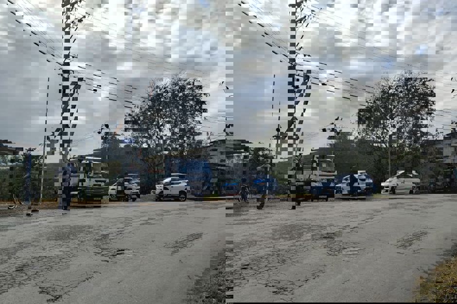 Câmaras de monitoramento e placas controlam descarte irregular