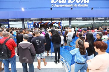 Inauguração do Barbosa na região norte