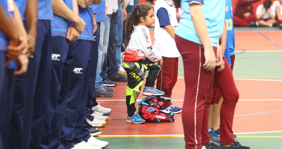 cv__4420_claudio_vieira.jpg