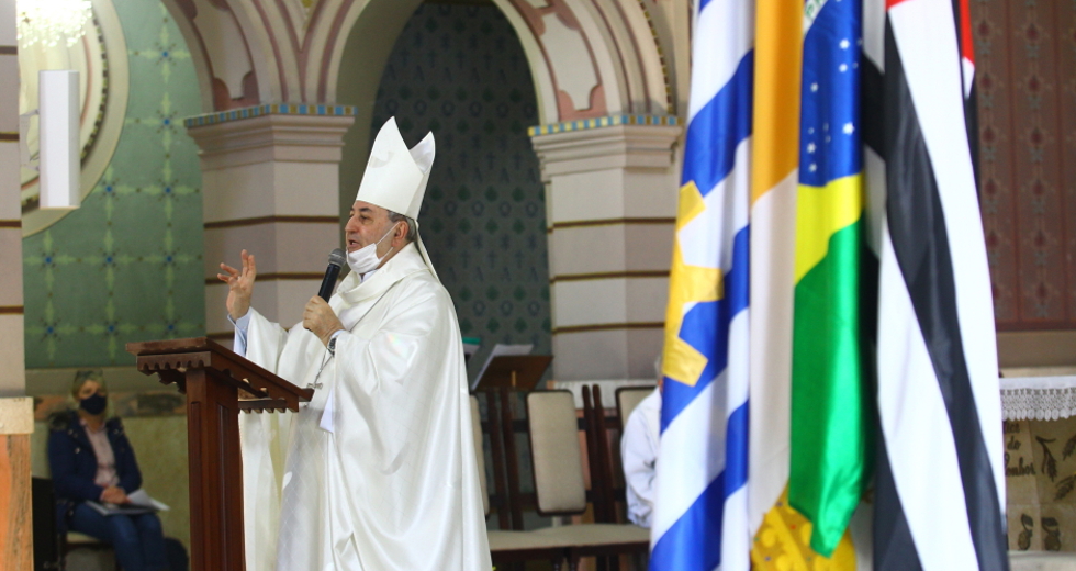 cv__9801_claudio_vieira.jpg