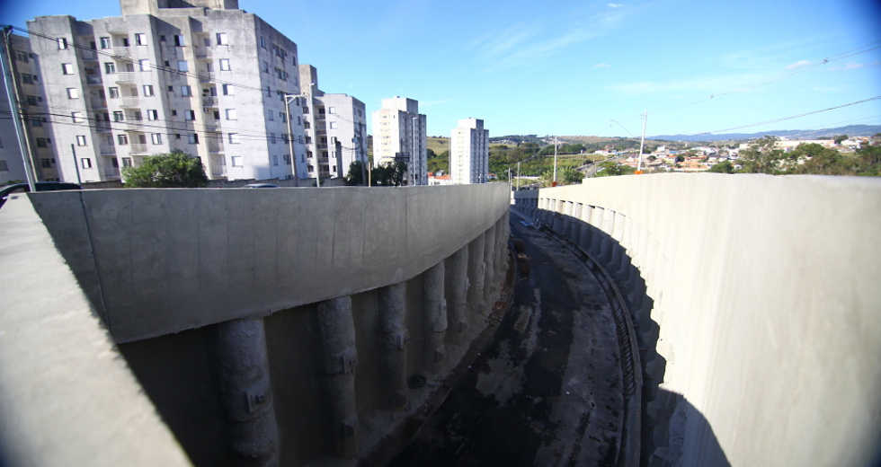 cv__9039_claudio_vieira.jpg