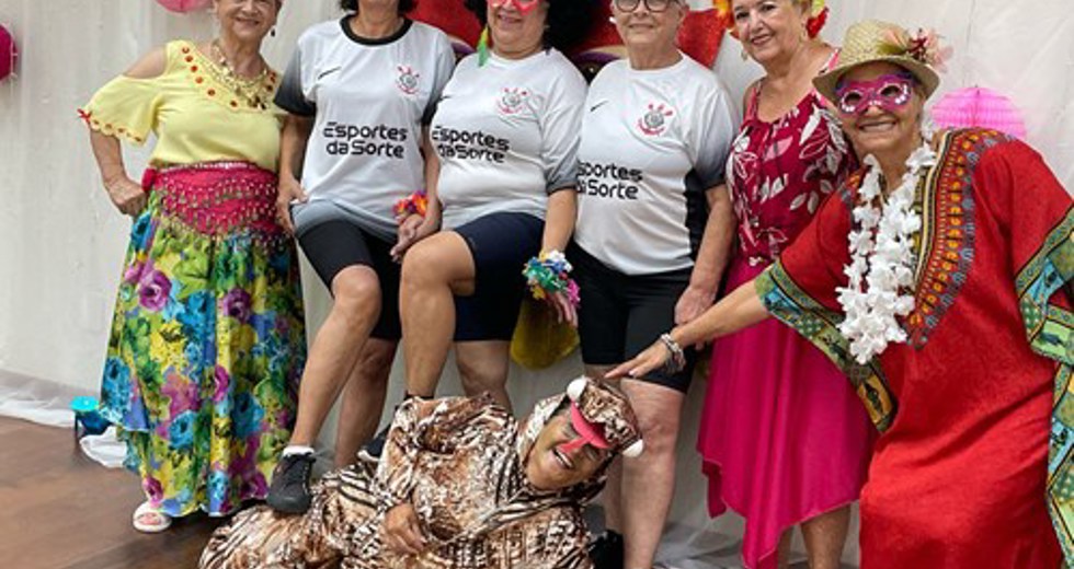 Concurso de fantasias de Carnaval na Casa do Idoso Centro