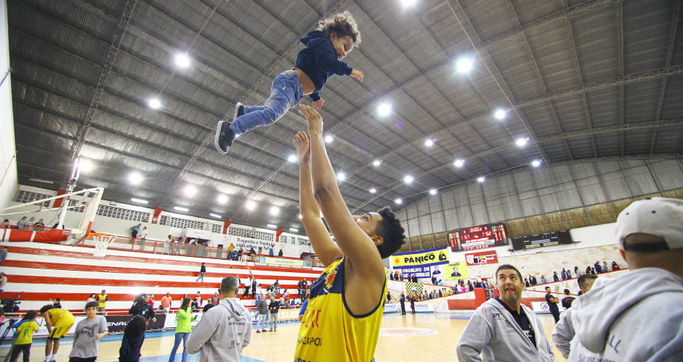 cv__2135-claudio_vieira.jpg