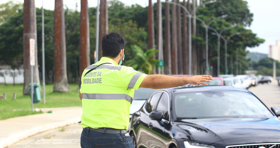 cv__0406_claudio_vieira.jpg