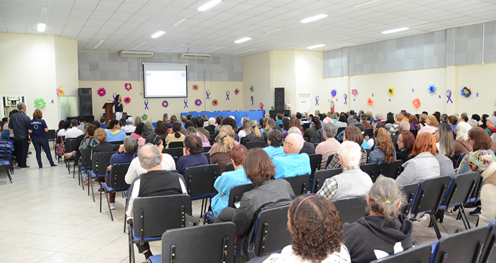 palestra-casa-do-idoso-centro-19-06-2019-lucas-cabral-12.jpg