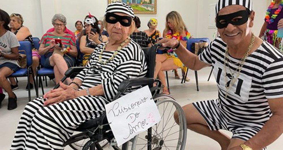 Concurso de fantasias de Carnaval na Casa do Idoso Centro