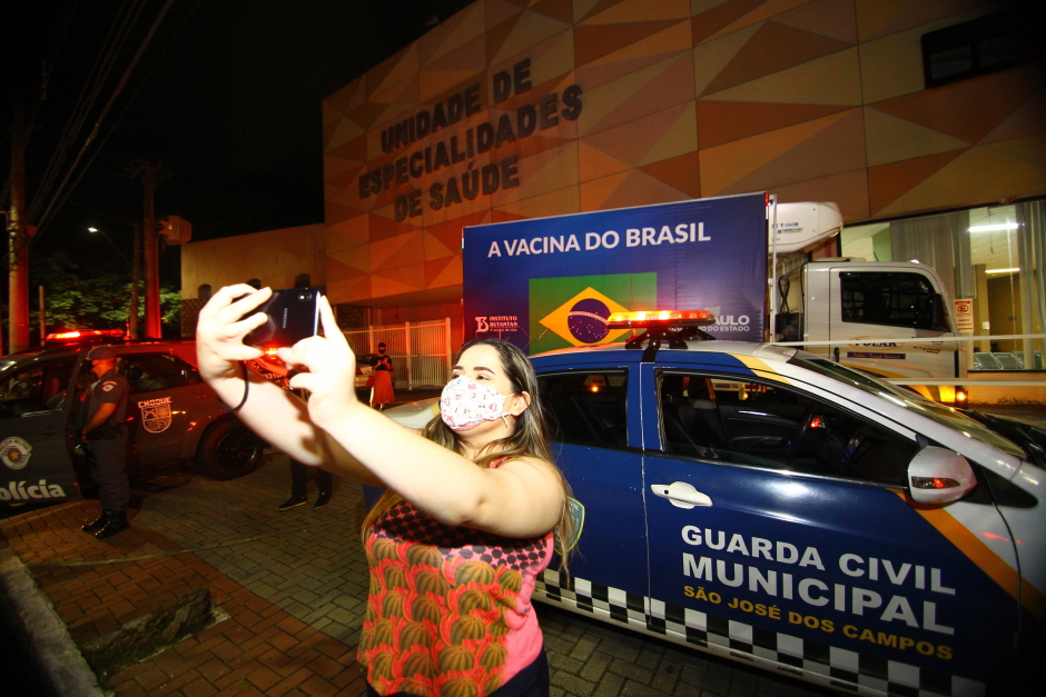 cv__9302_claudio_vieira.jpg
