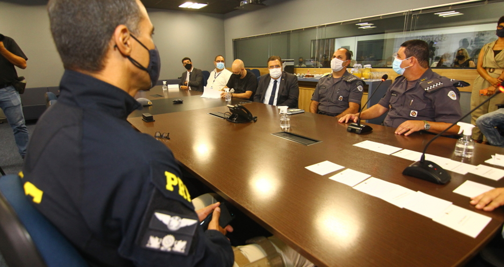 cv__4166_claudio_vieira.jpg