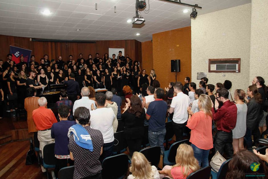 Foto: Divulgação corojovem29112017-12.jpg