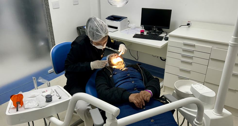 Atendimento odontológico emergencial no Hospital de Clínicas Sul