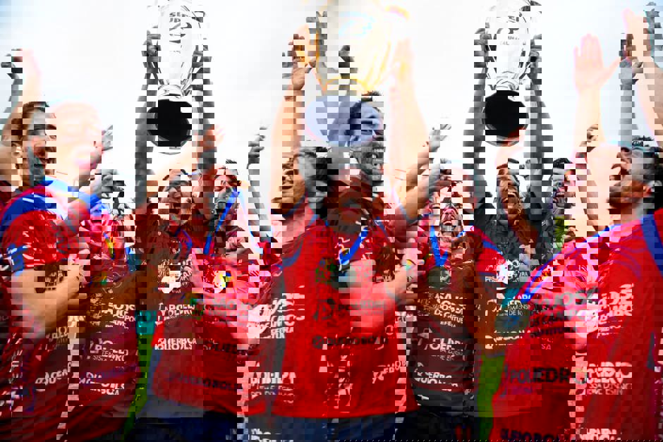 rugby-deca-2.jpg