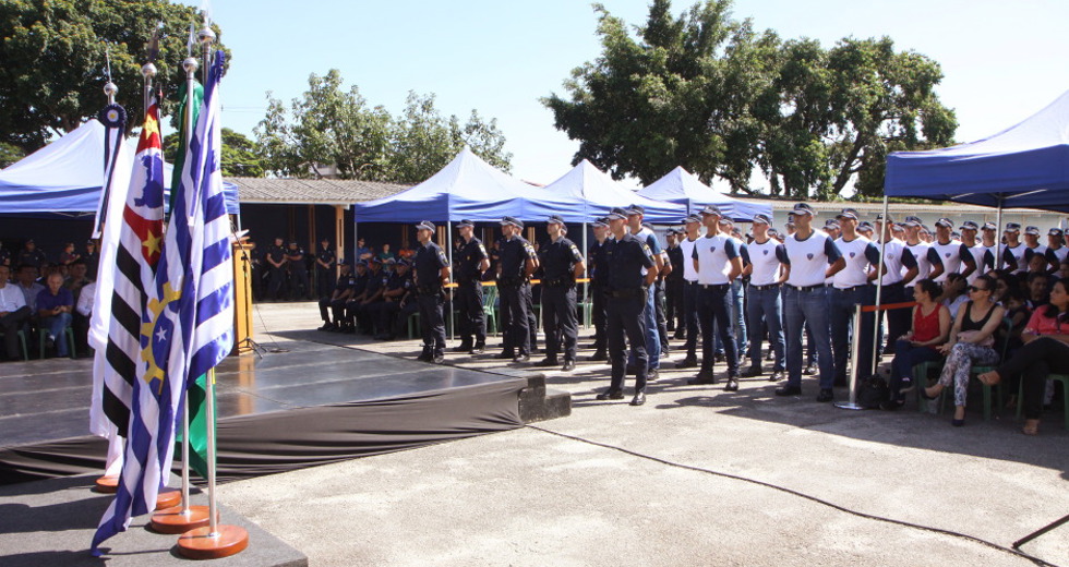 foto_charles-de-moura044pmsjc.jpg