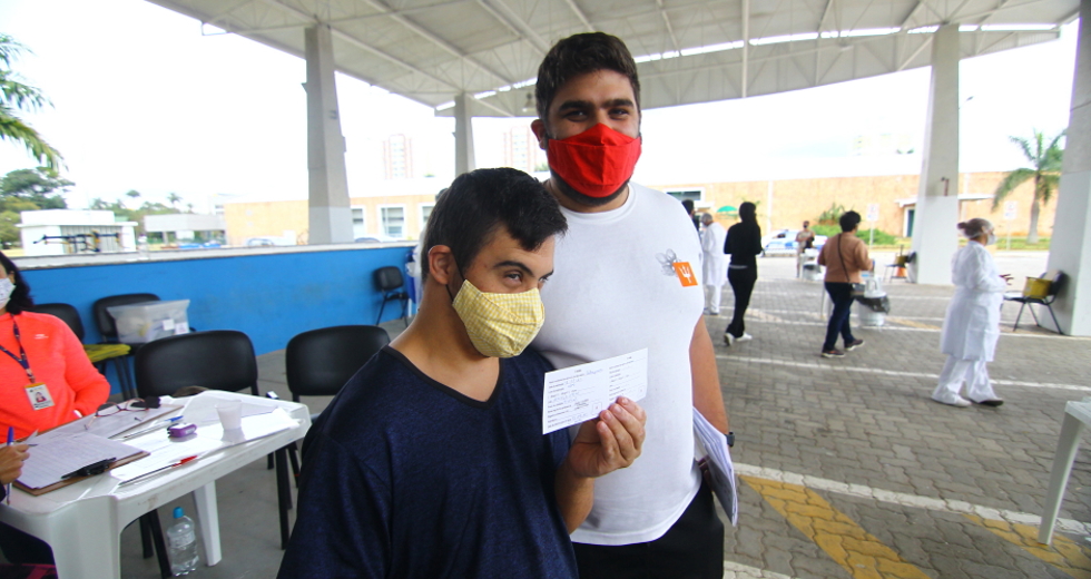 cv__6214_claudio_vieira.jpg