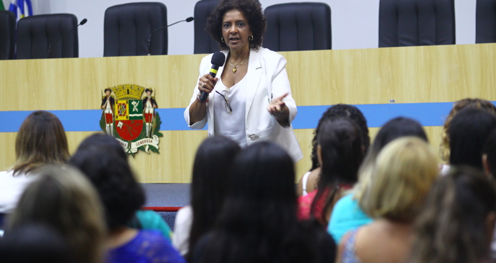 cv__8892-claudio_vieira.jpg