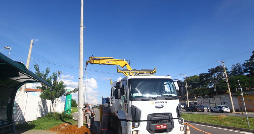instalac-a-o_postes-07-claudio_vieira.jpg