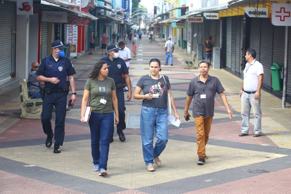 Equipes do DFPM saem às ruas para a fiscalização do decreto de quarentena. Foto: Claudio Vieira/PMSJC 24-03-2020