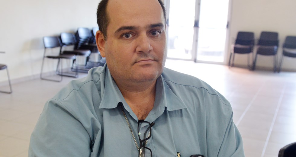 Willian Alves Paiva, 49 anos, diretor da Escola Estadual Major Miguel Naked do bairro Jardim Morumbi