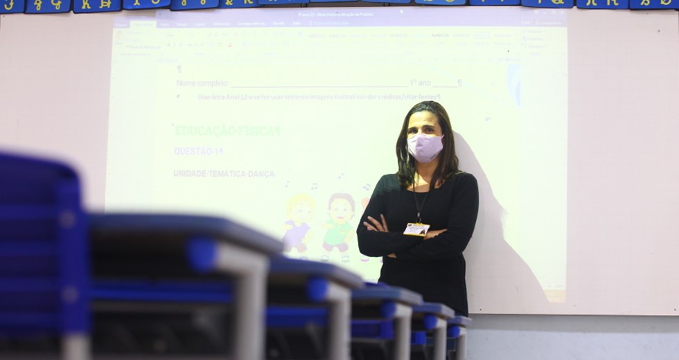 Professores da rede municipal preparam atividades para alunos durante  pandemia do Coronavírus. Foto: Claudio Vieira/PMSJC 25-06-2020
