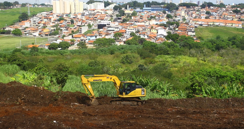 Obra da Via Cambuí - Morro do Regaço região da Vila Industrial. 04-04-2018 