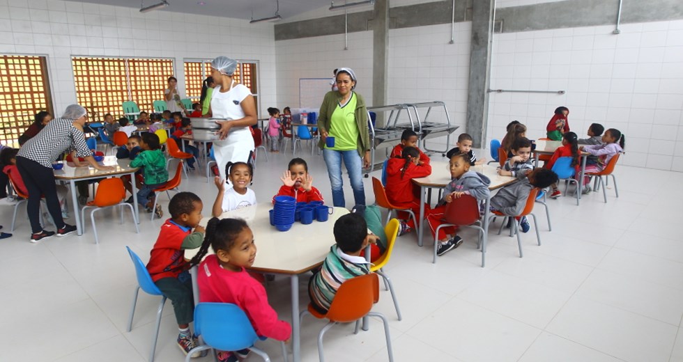 Início das aulas no Centro de Educação Infantil (Cedin) Profª Maria Aparecida Segolin Rezende, no Residencial Pinheirinho dos Palmares (região sudeste). Foto: Claudio Vieira/PMSJC. 14-04-2018.