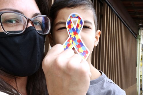 Silvia Melo, mãe do Miguel de 5 anos