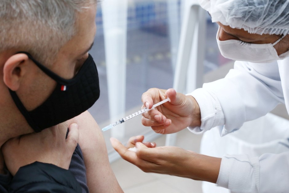 Vacinação para 39 anos ou mais na Casa do Idoso Sul