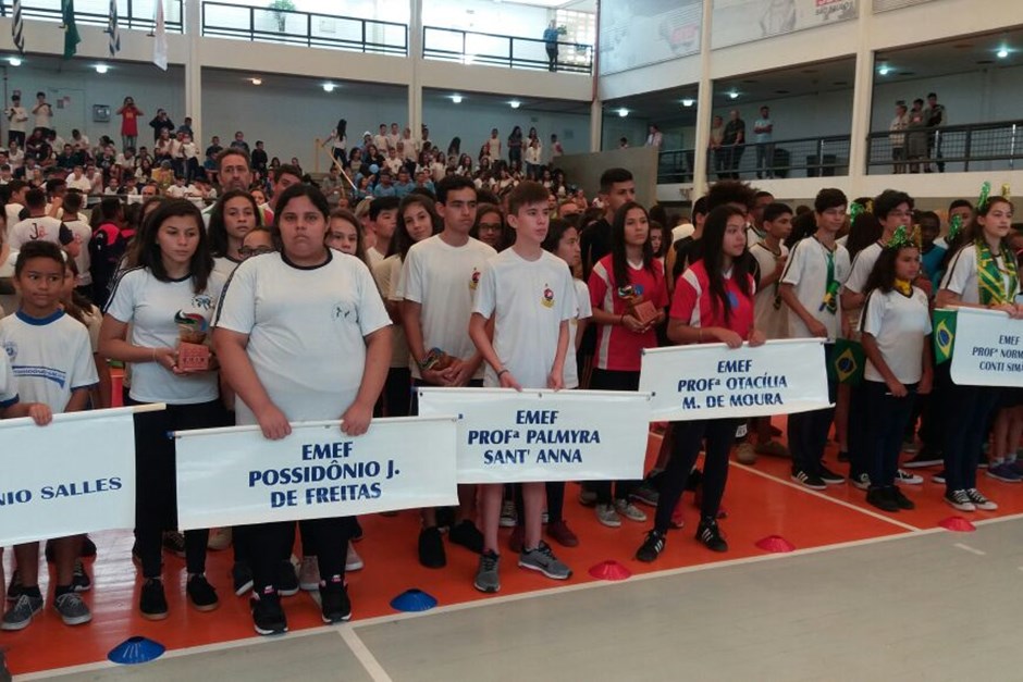 Alunos da rede municipal participam da abertura do 31º Jogos Escolares 2018, em São José dos Campos