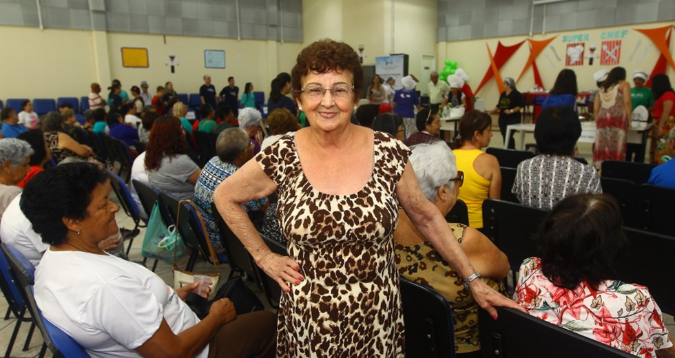 . Laura Maria de Oliveira, 72 anos, moradora do Parque Industrial