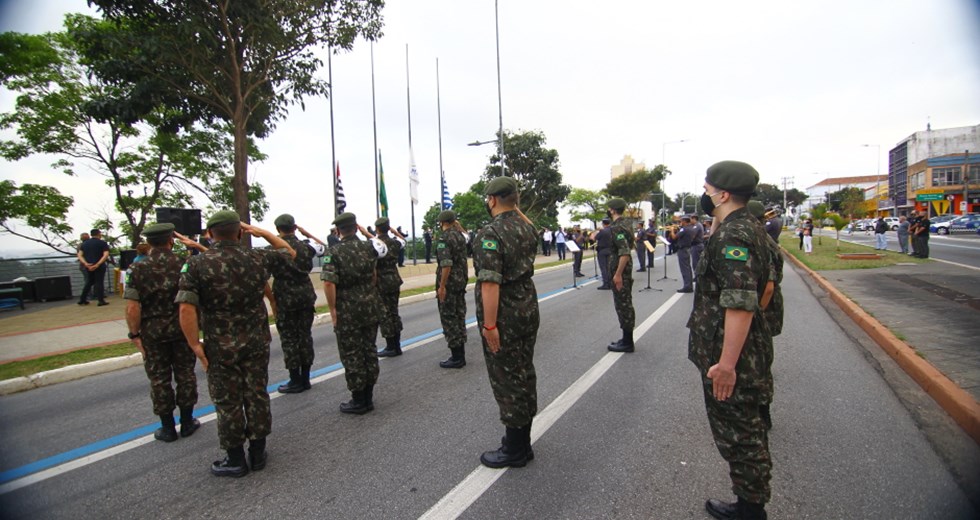 Hasteamento das Bandeiras em comemoração ao 7 de Setembro Dia da Independência do Brasil. Foto: Claudio Vieira/PMSJC 07-09-2021 