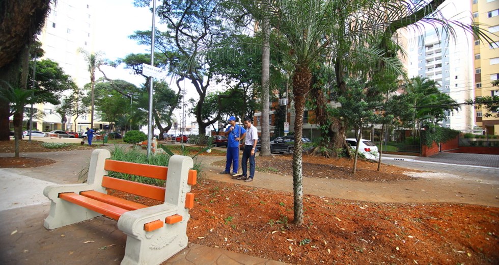 Praça Romão Gomes no bairro Vila Adyanna 09-05-2018