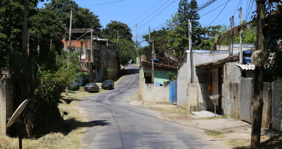 Regularização de Núcleos Habitacionais do Programa Cidade Legal na Chácaras Äguas de Canindú